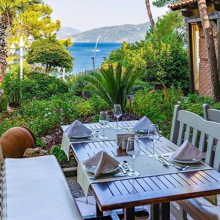 라브란다 마레스 마르마리스 호텔 말마리스 외부 사진 A restaurant in Bodrum
