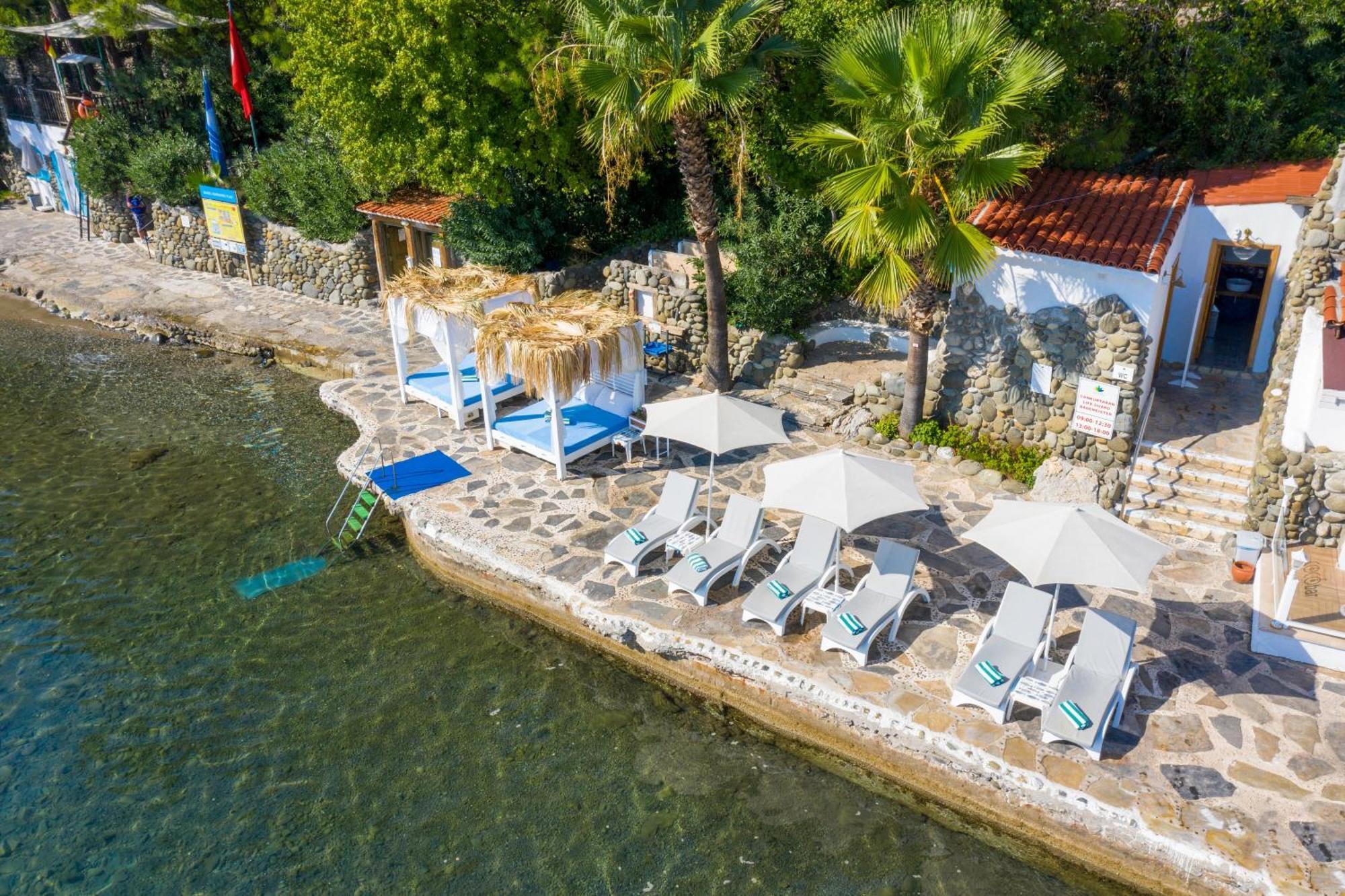 라브란다 마레스 마르마리스 호텔 말마리스 외부 사진 Beach in the resort